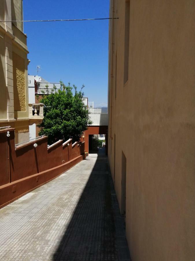 Quarantacinque Ospitalita Otel Cagliari Dış mekan fotoğraf